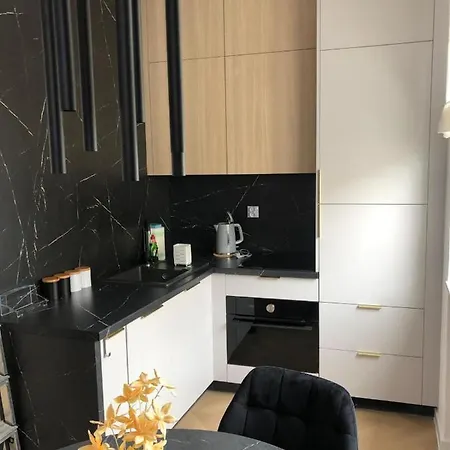 Apartament Milo Mi Centrum アパート *